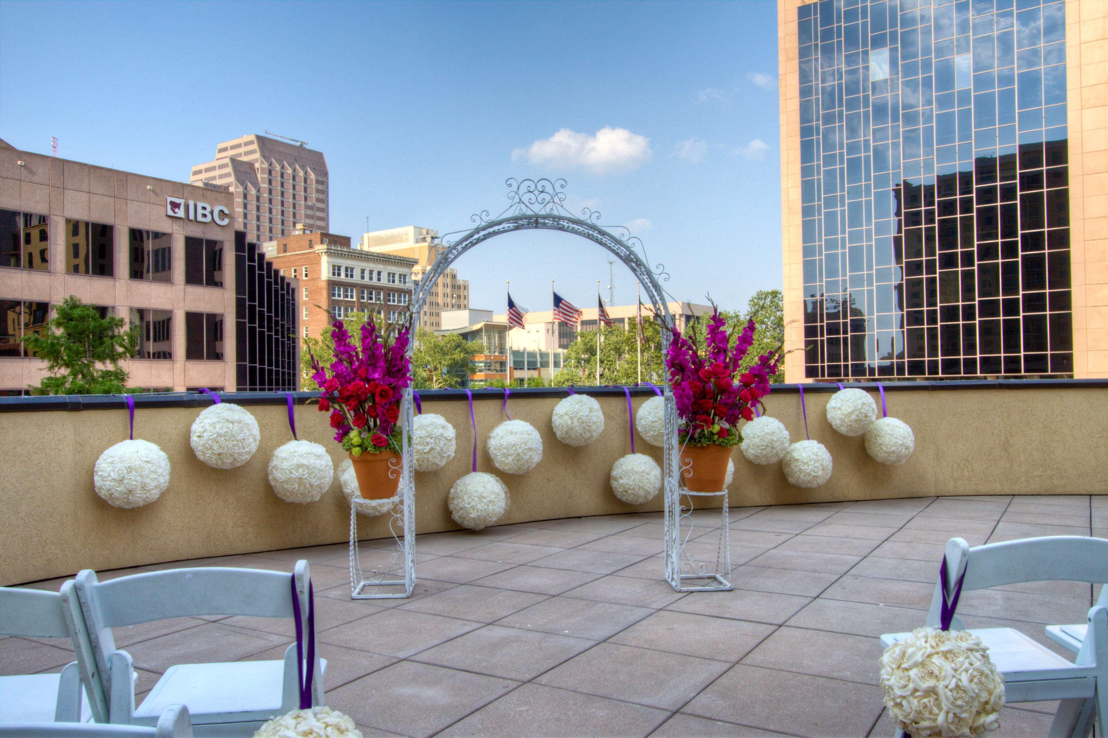 Embassy Suites San Antonio Riverwalk-Downtown Exterior foto